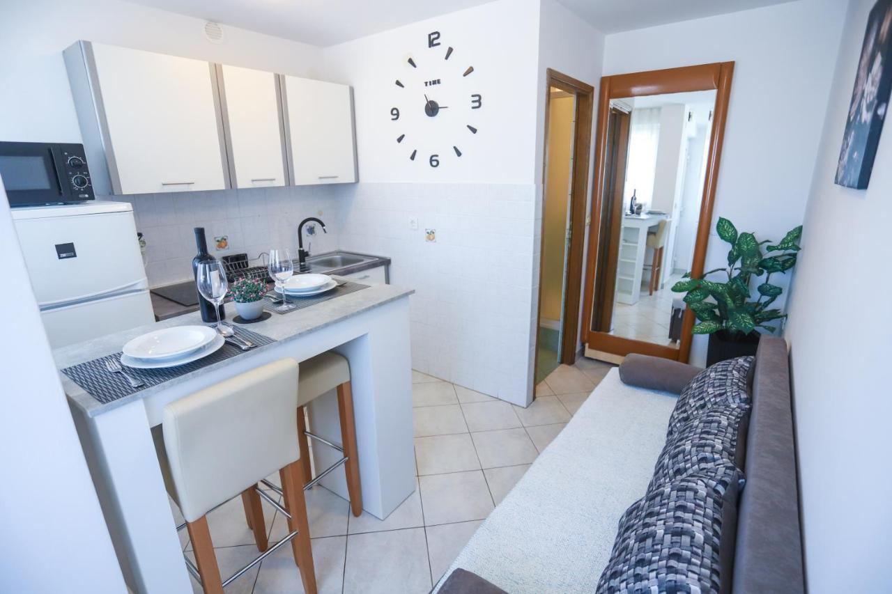 Apartment Ivica ポレッチ エクステリア 写真