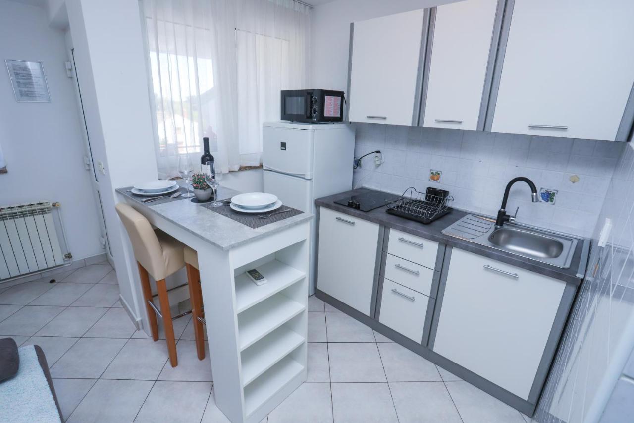 Apartment Ivica ポレッチ エクステリア 写真