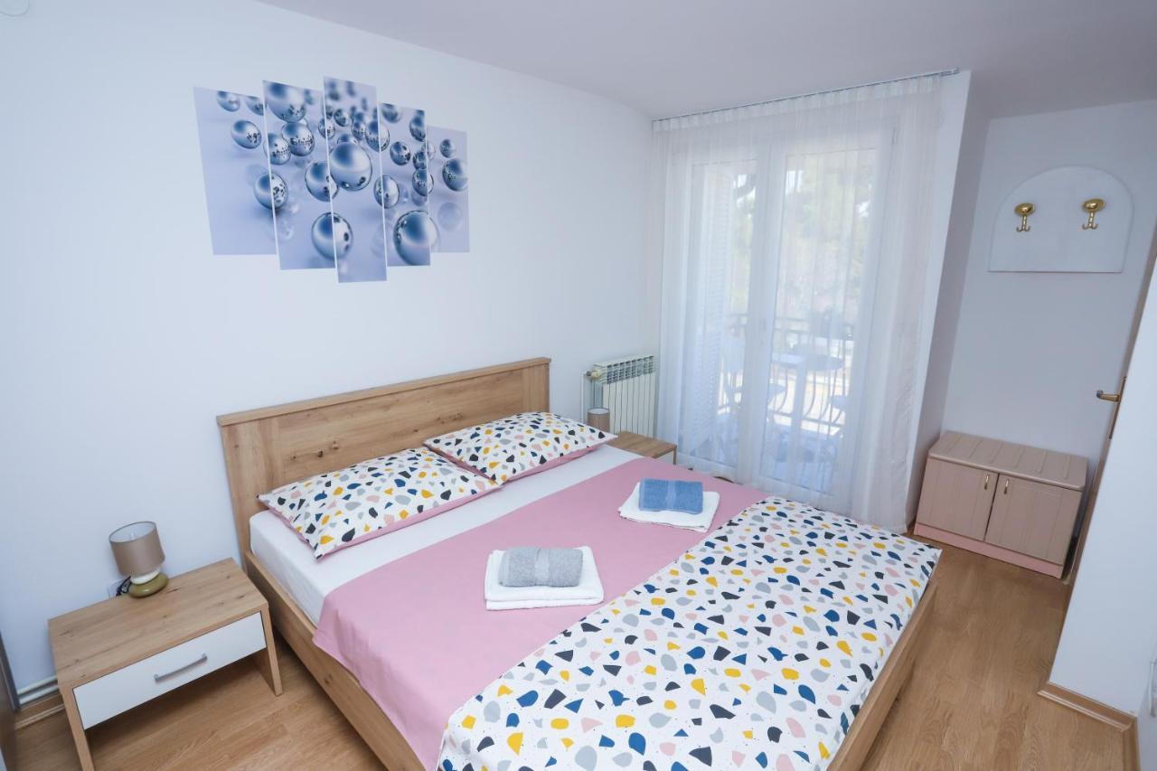 Apartment Ivica ポレッチ エクステリア 写真