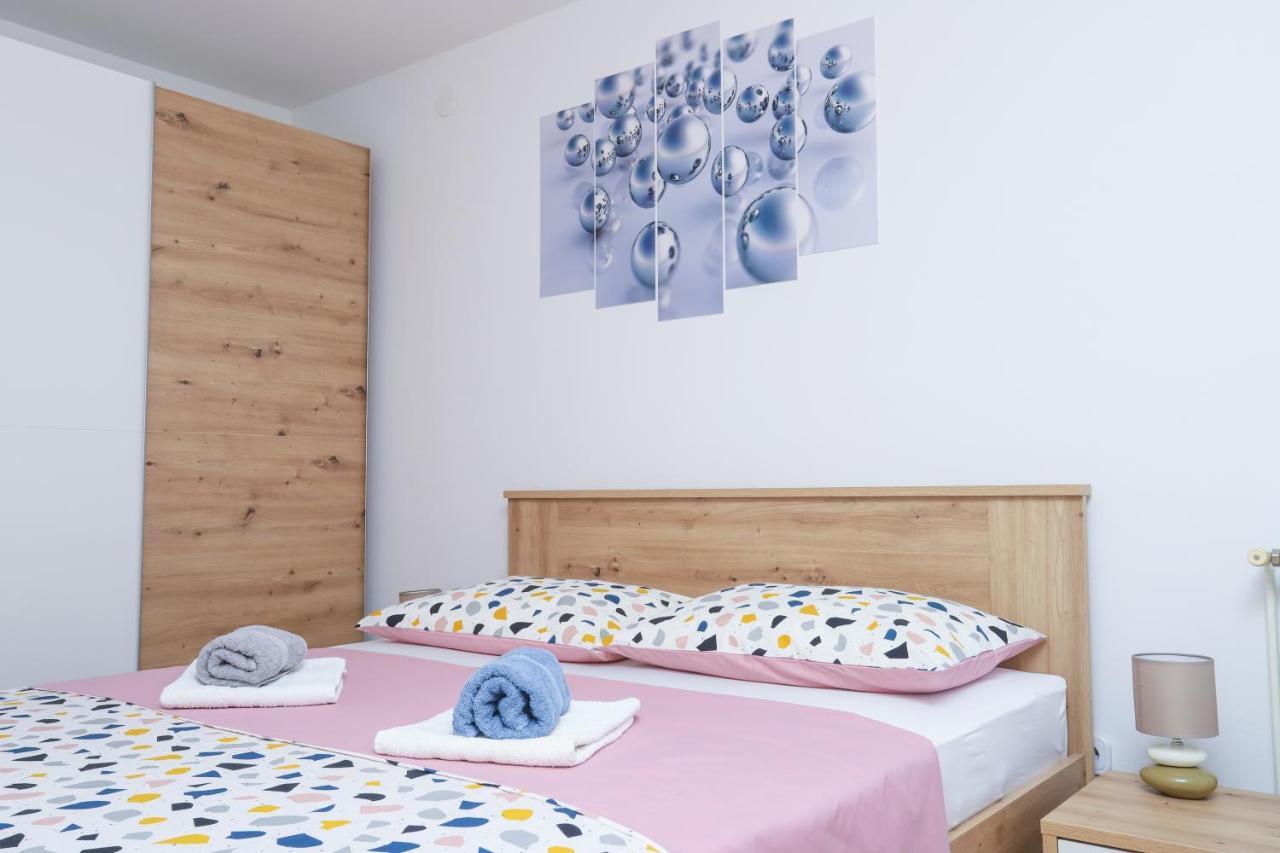 Apartment Ivica ポレッチ エクステリア 写真