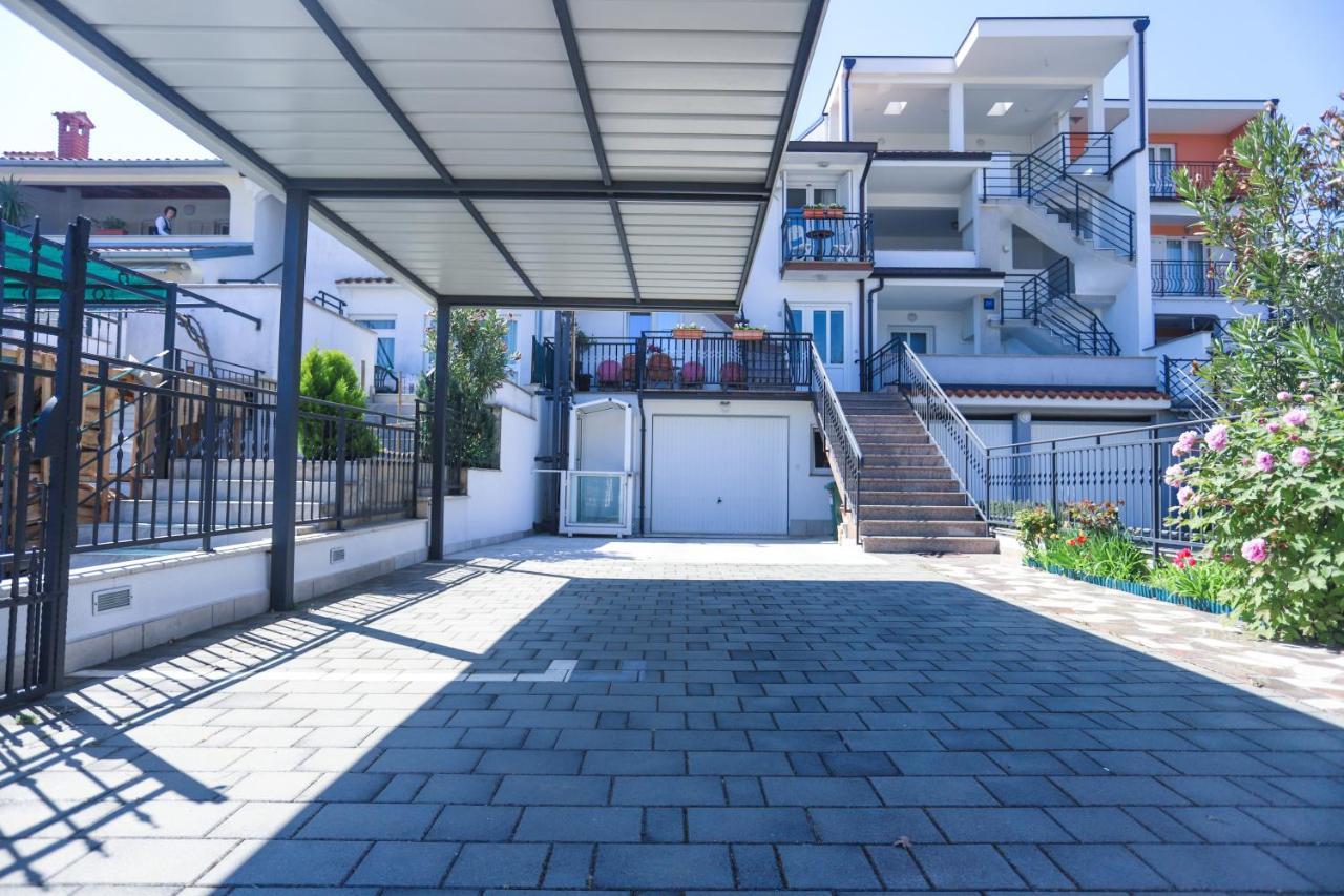 Apartment Ivica ポレッチ エクステリア 写真