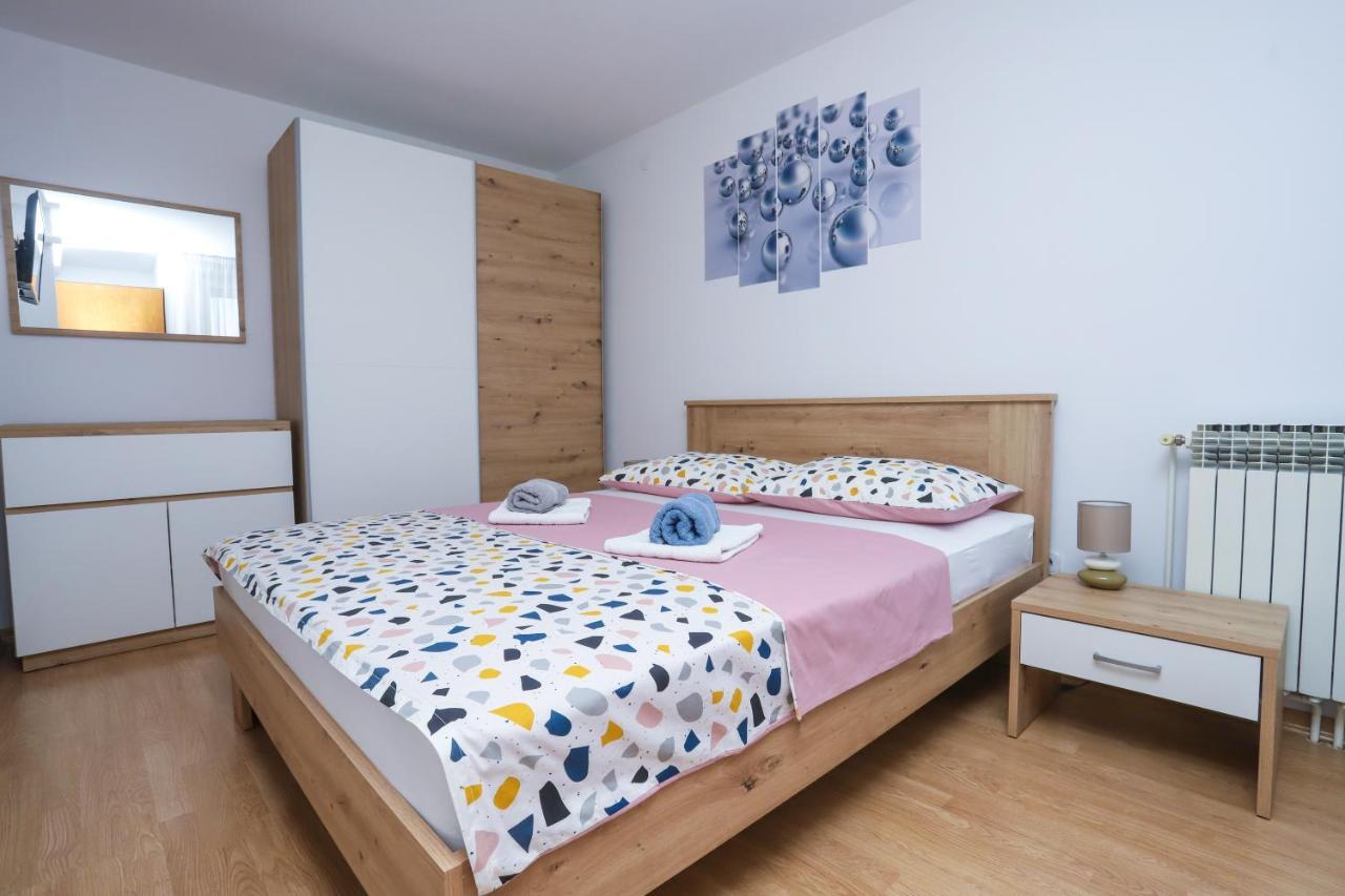 Apartment Ivica ポレッチ エクステリア 写真