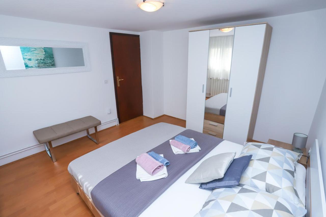 Apartment Ivica ポレッチ エクステリア 写真