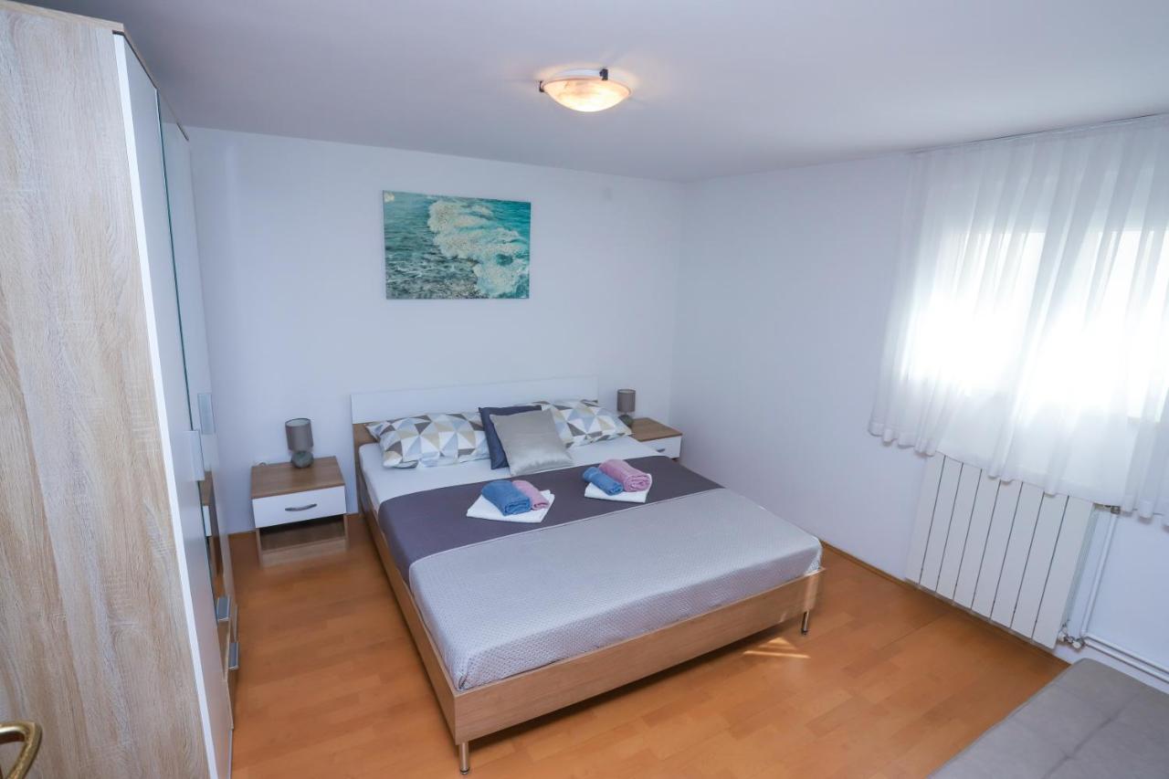 Apartment Ivica ポレッチ エクステリア 写真