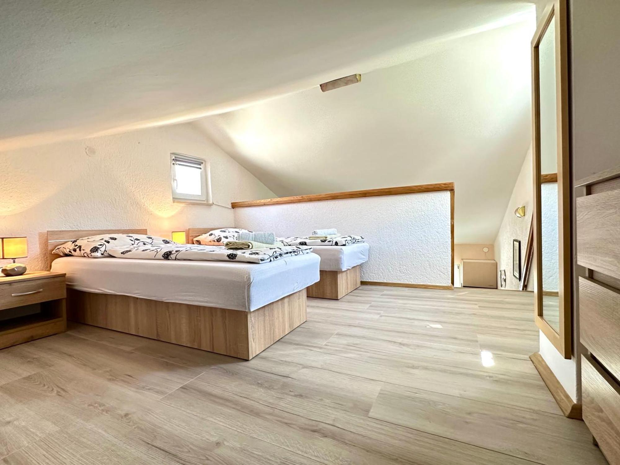 Apartment Ivica ポレッチ エクステリア 写真